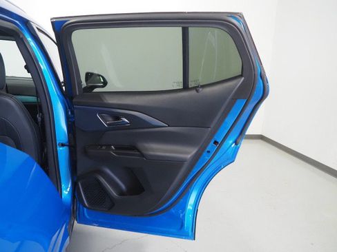 Used 2024 Chevrolet Equinox EV FWD LT w/ 2LT w/ LPO, All-Weather Mat Package image 65
