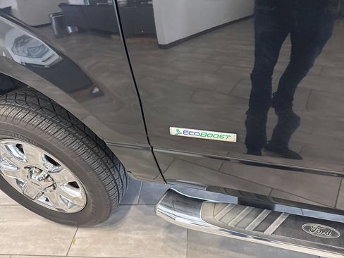 Used 2014 Ford F150 XLT w/ Equipment Group 302A Luxury image 11