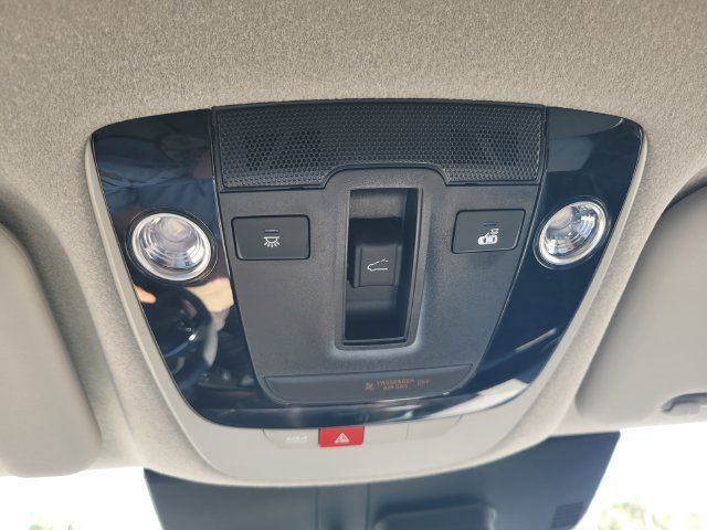 Used 2024 Kia Niro EX Touring FWD image 22