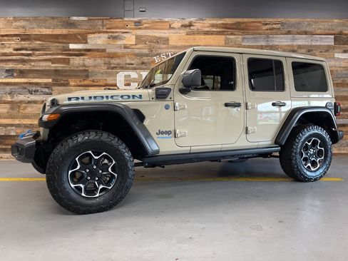 Used 2022 Jeep Wrangler Unlimited Rubicon 4xe w/ Cold Weather Group image 26