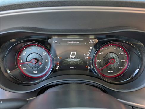 Used 2023 Dodge Charger SXT w/ Blacktop Package image 32