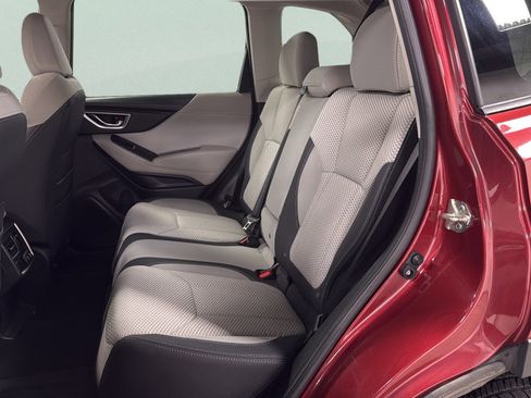 Used 2020 Subaru Forester Premium image 25