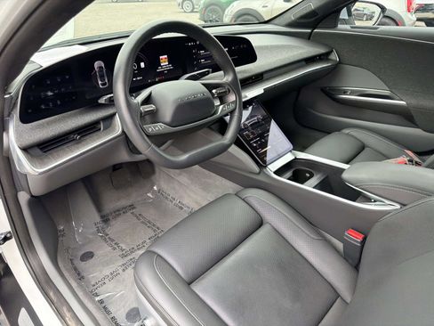 Used 2024 Lucid Air Grand Touring AWD/4WD image 14