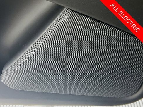 Used 2020 Tesla Model X Performance image 19