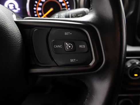 Used 2018 Jeep Wrangler Unlimited Sport S image 28