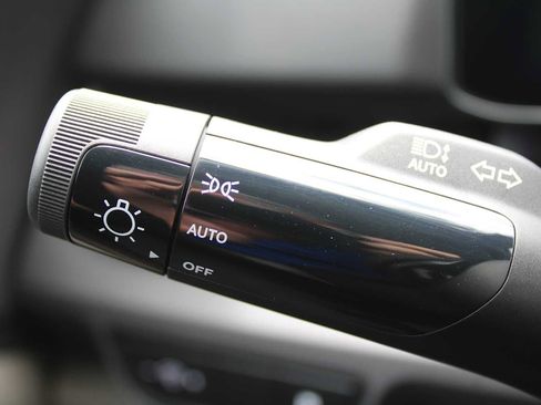 New 2025 Kia Carnival EX image 34