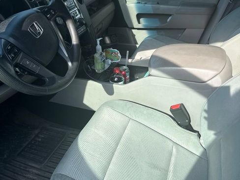 Used 2015 Honda Pilot LX image 7