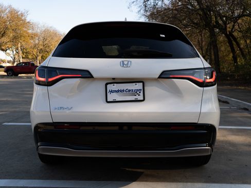 Certified 2025 Honda HR-V EX-L image 8
