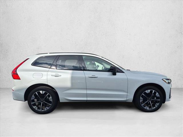Certified 2026 Volvo XC60 B5 Plus w/ Climate Package PRO AWD/4WD image 4