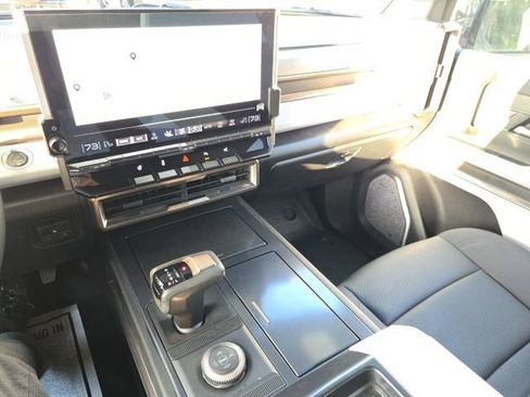 Used 2025 GMC Hummer EV 3X AWD/4WD image 14