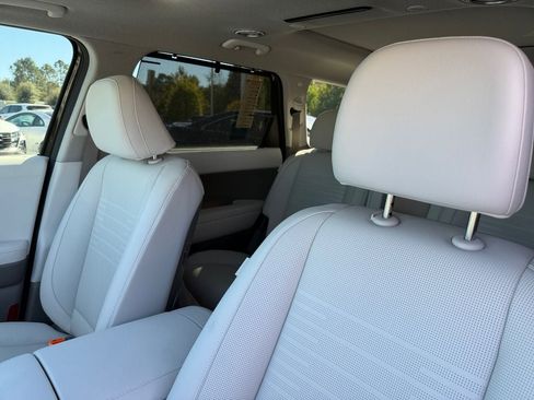 New 2026 Hyundai Palisade Limited image 17