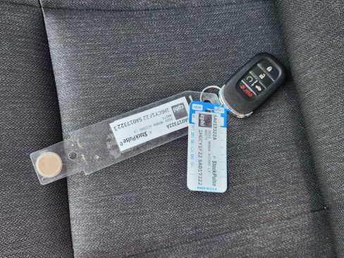 Used 2025 Honda Accord LX image 34