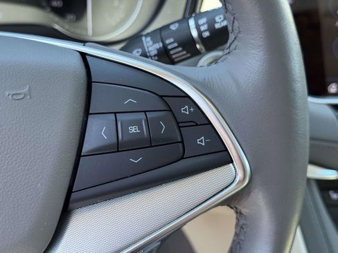 Used 2023 Cadillac XT5 Premium Luxury AWD/4WD image 23