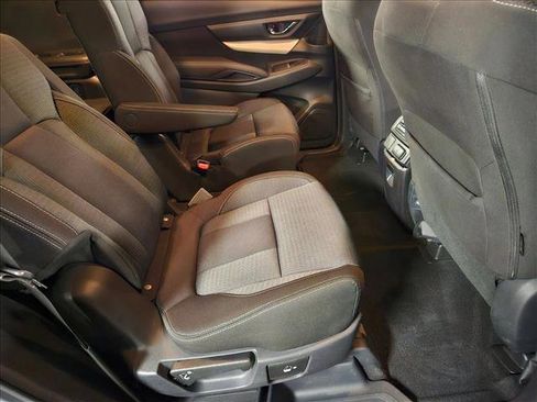 Used 2019 Subaru Ascent Premium image 17