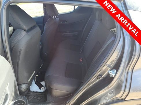 Used 2021 Toyota C-HR LE image 8