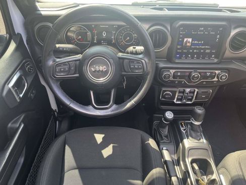 Used 2021 Jeep Wrangler Unlimited Sport AWD/4WD image 2