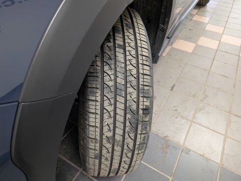 Used 2025 Subaru Outback Premium image 32