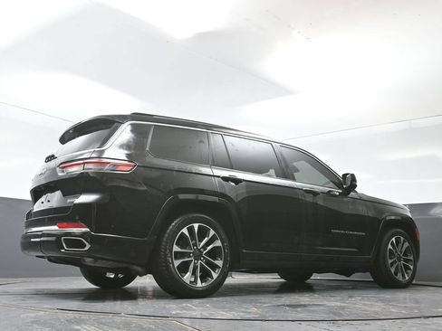 Used 2021 Jeep Grand Cherokee L Overland w/ Advanced Protech Group III AWD/4WD image 24