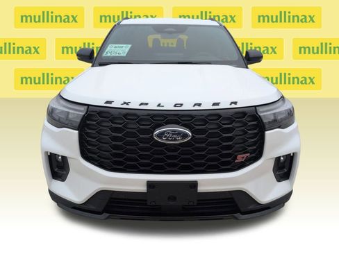 New 2026 Ford Explorer ST image 13