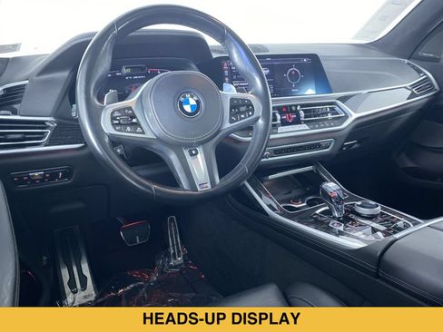 Used 2021 BMW X7 M50i AWD/4WD image 2
