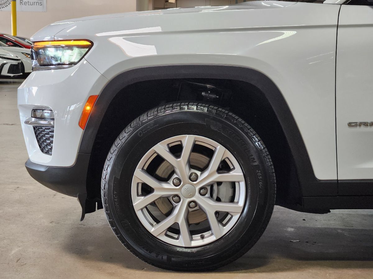 Used 2022 Jeep Grand Cherokee Limited RWD image 5