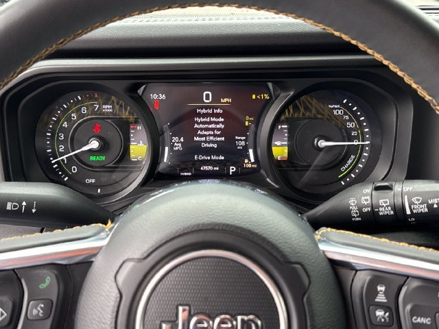 Used 2024 Jeep Wrangler Unlimited Sahara AWD/4WD image 13