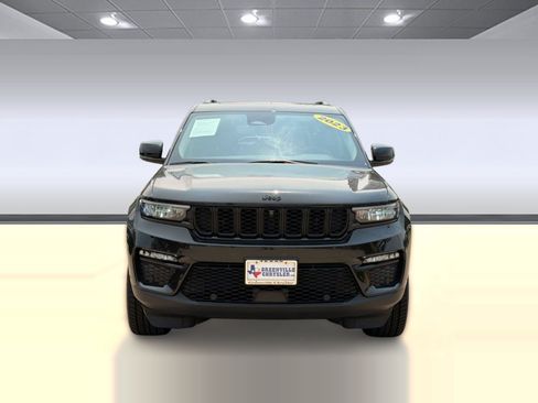 Used 2023 Jeep Grand Cherokee Limited w/ Luxury Tech Group II AWD/4WD image 6