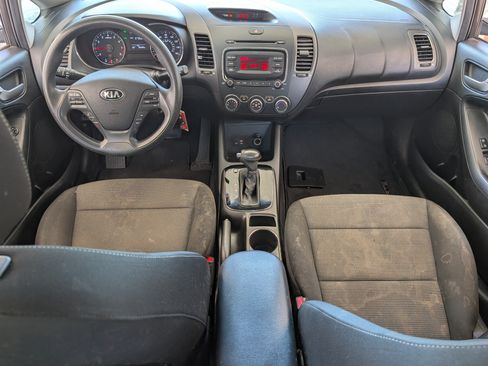 Used 2018 Kia Forte LX FWD image 17