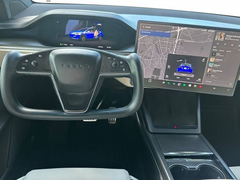 Used 2023 Tesla Model X Plaid AWD/4WD image 18