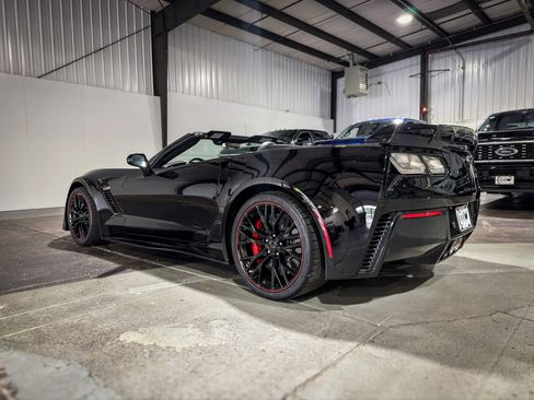 Used 2017 Chevrolet Corvette Z06 RWD image 7