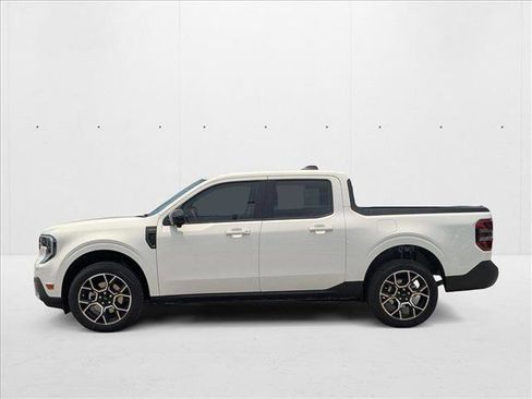 New 2025 Ford Maverick Lariat image 8