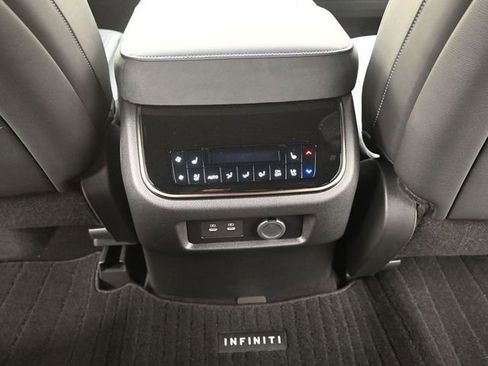 New 2026 INFINITI QX80 4WD image 32
