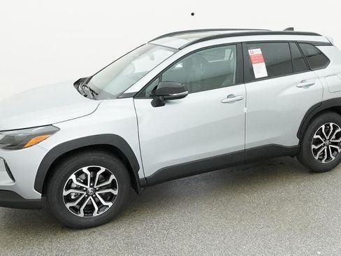 New 2026 Toyota Corolla Cross AWD Hybrid w/ Moonroof Package image 40