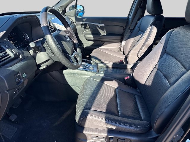Used 2023 Honda Passport EX-L image 9