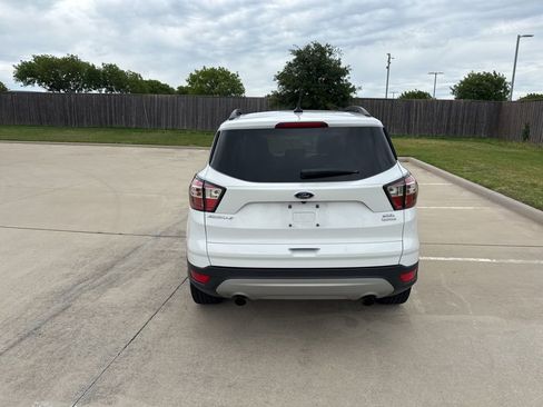 Used 2018 Ford Escape SEL FWD image 11