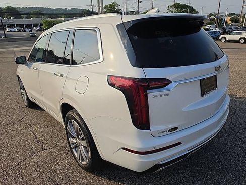 Used 2024 Cadillac XT6 Premium Luxury w/ Technology Package AWD/4WD image 5