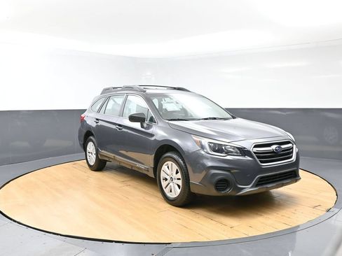 Used 2019 Subaru Outback 2.5i AWD/4WD image 2