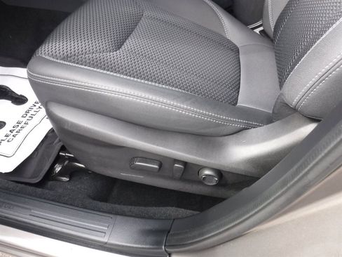 Used 2020 Subaru Forester Premium image 10