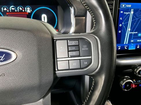 Used 2023 Ford F150 Lariat w/ Max Trailer Tow Package image 19