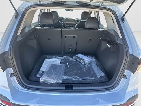 New 2026 Volkswagen Taos SEL image 24