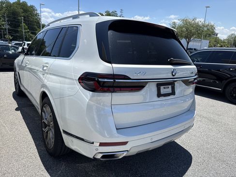 Certified 2024 BMW X7 xDrive40i w/ Parking Assistance Package AWD/4WD image 3