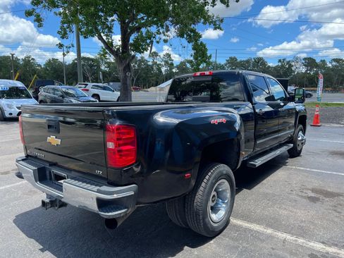 Used 2016 Chevrolet Silverado 3500 LTZ image 5