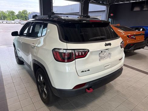 Used 2018 Jeep Compass Trailhawk AWD/4WD image 6
