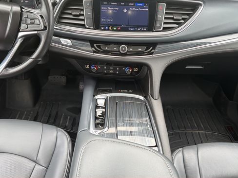 Used 2023 Buick Enclave Essence w/ Experience Buick Package AWD/4WD image 17
