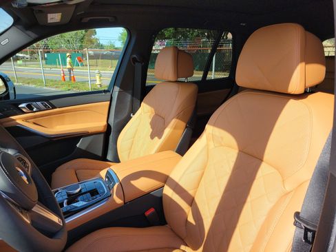 New 2026 BMW X5 xDrive40i w/ M Sport Package image 17