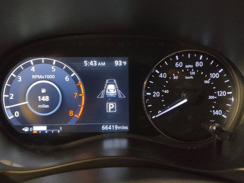 Used 2021 Nissan Kicks SV FWD image 23