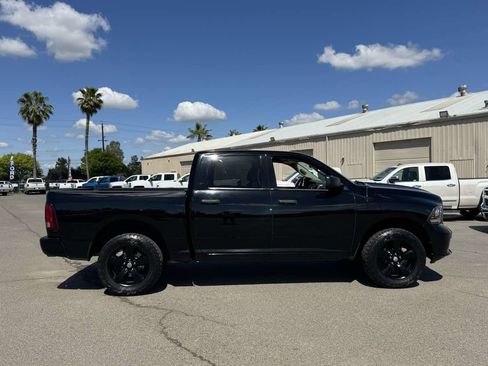 Used 2014 RAM 1500 Express w/ Black Ram 1500 Express Group image 10