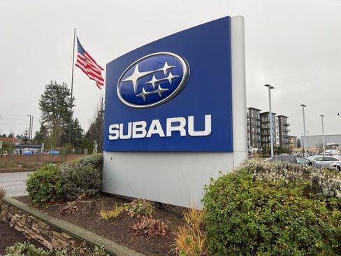 Used 2016 Subaru Outback 2.5i Premium image 10