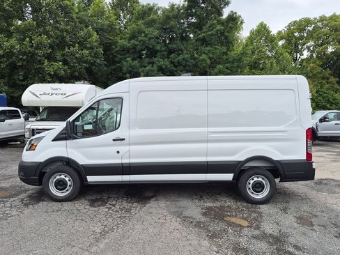 New 2026 Ford Transit 150 148 Medium Roof w/ Load Area Protection Package RWD image 9