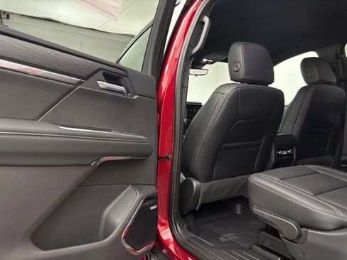 New 2026 GMC Acadia Elevation w/ Elevation Premium Package AWD/4WD image 40